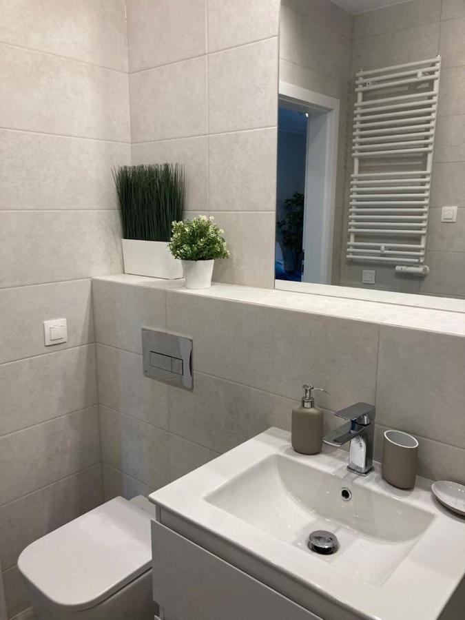 Wislane Tarasy 2.0, Free Parking, Private Garden Apartment Krakow Ngoại thất bức ảnh